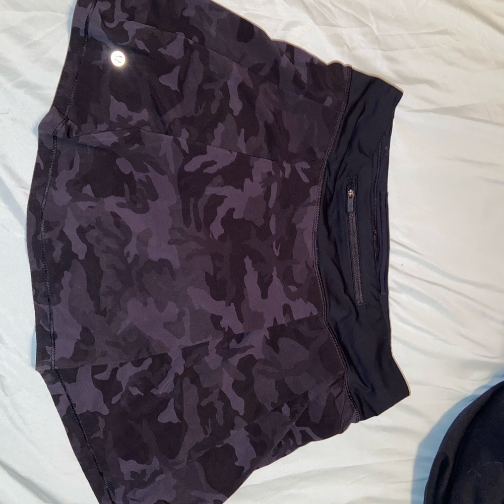 Lululemon Camo skirt